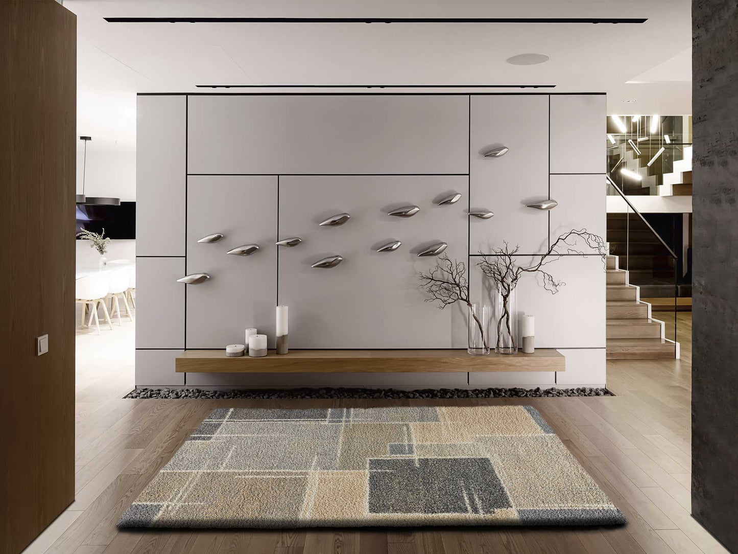 Moma Alfombra geométrica de pelo largo Irati 8715 Beige ambiente