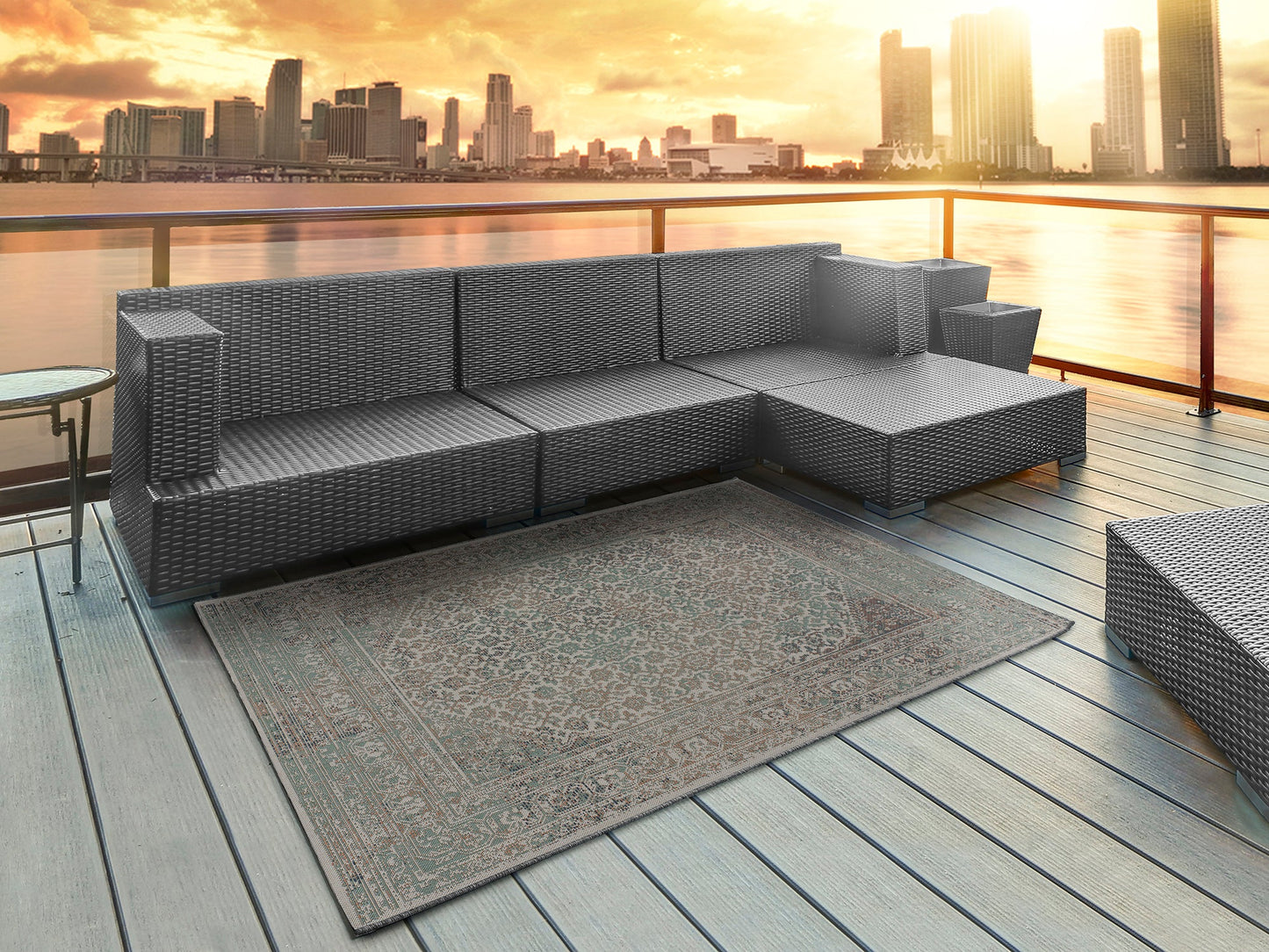 Moma Alfombra vintage Indoor-Outdoor Lucca 101 Multicolor ambiente